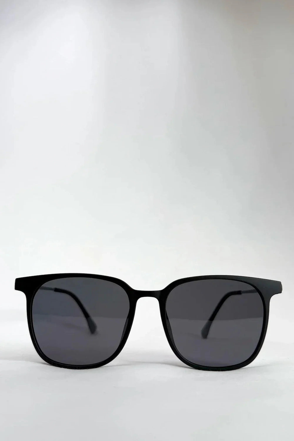 ACHERNAR - CLASSIC BLACK