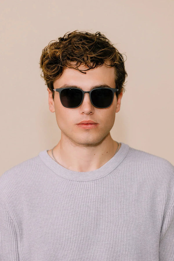 ACHERNAR - CLASSIC BLACK - FAMILYWEAR