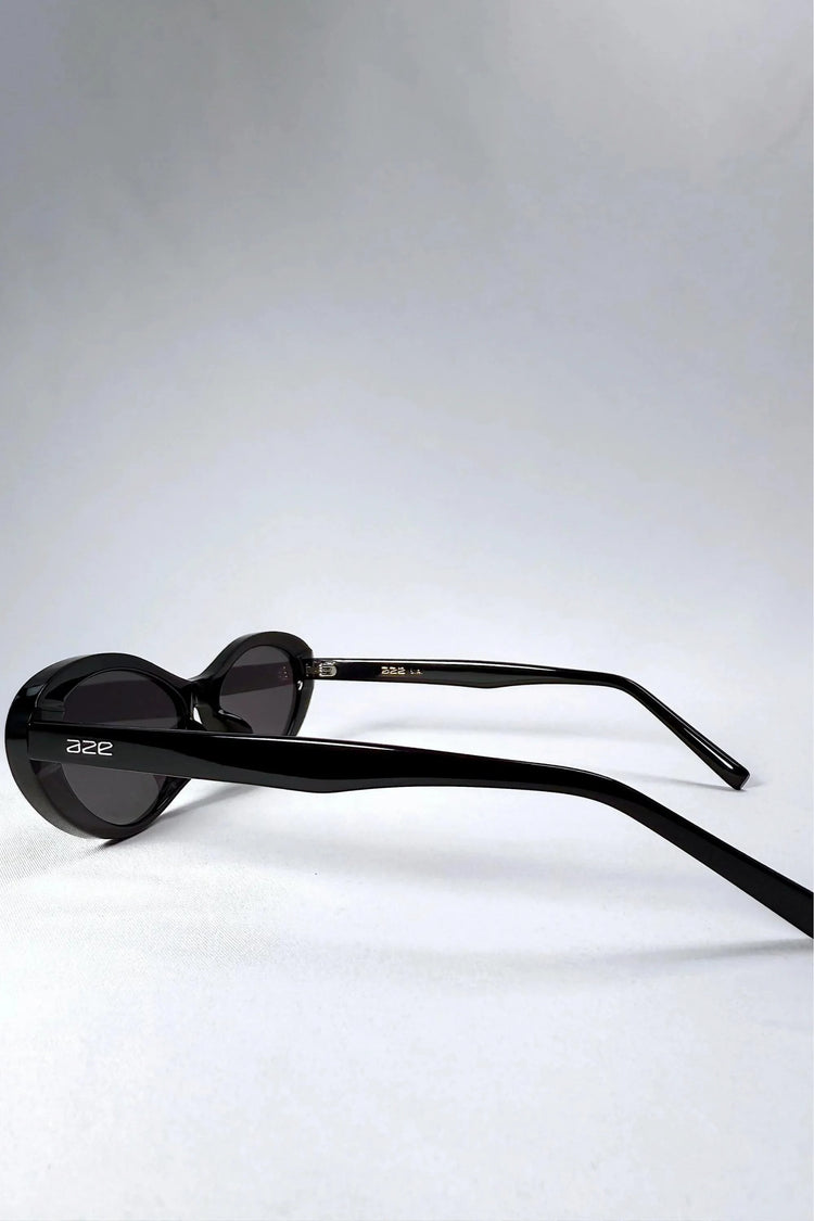 DAGGER – OBSIDIAN BLACK