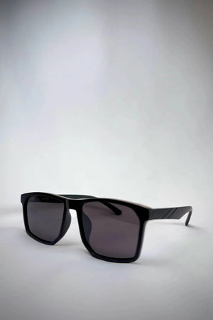 BETELGEUSE - MATTE BLACK - FAMILYWEAR