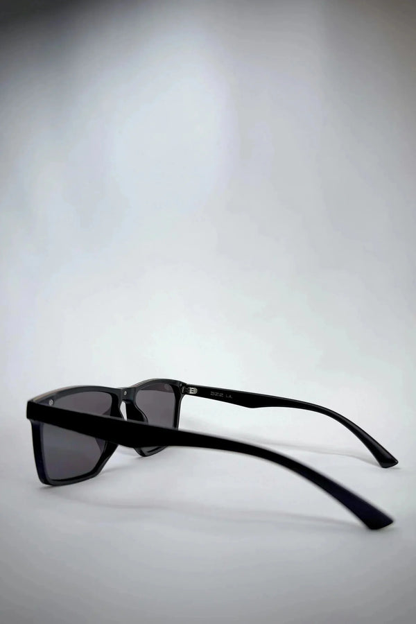 BETELGEUSE - MATTE BLACK