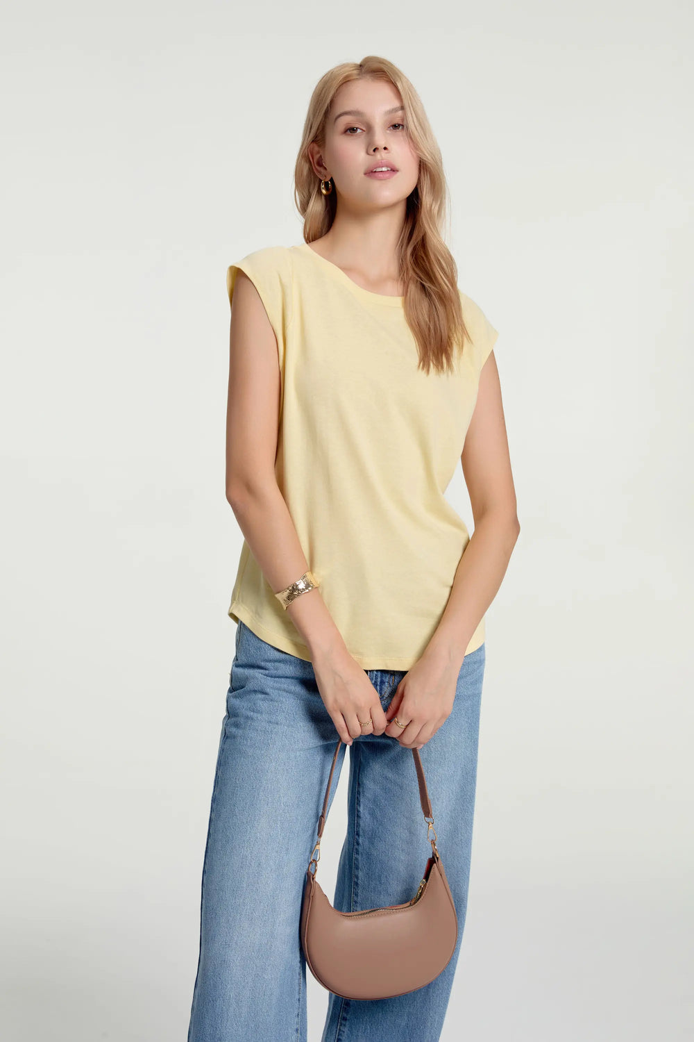 Women’s Lace-Back Cap Sleeve Tee - Soft Lemon