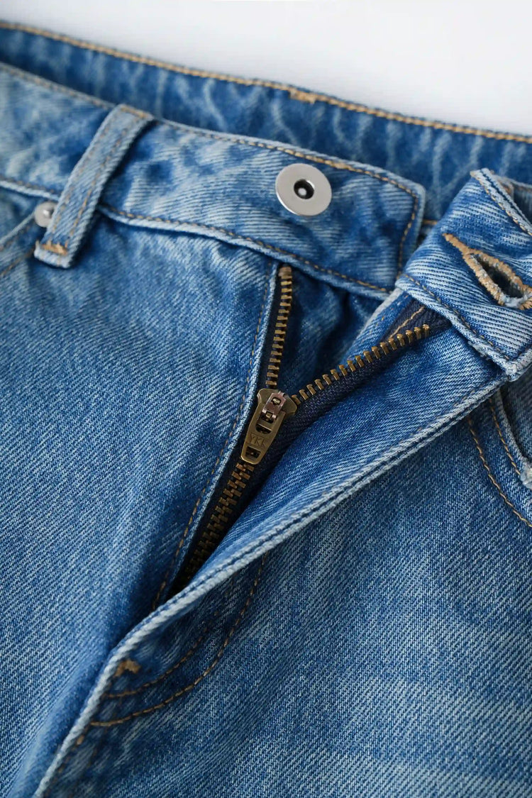 Wide-Leg Fluid Denim – Soft Indigo