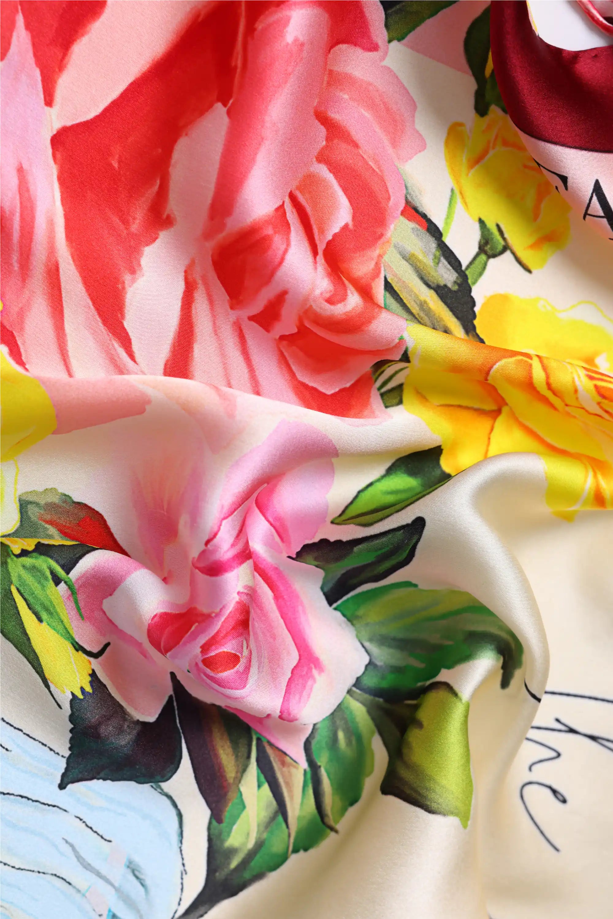 Single-Sided Silk Scarf – Rose Garden Print, 76×76cm | Familywear.com