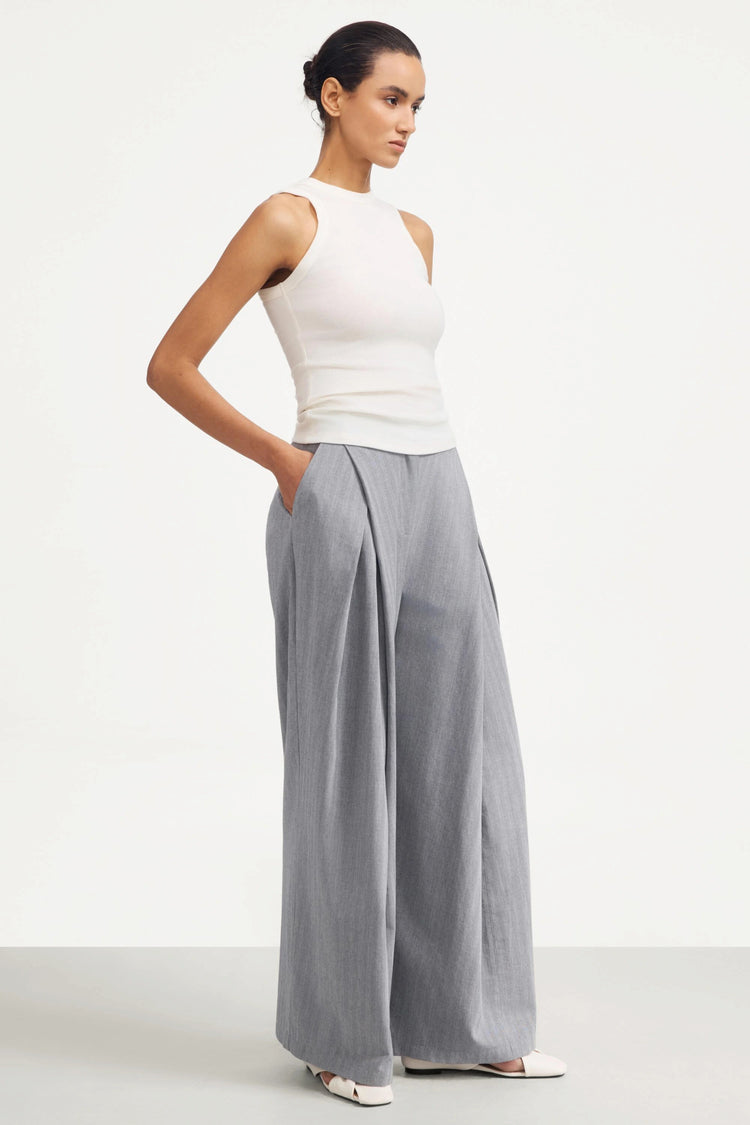 The Soft Tailored Pleated Pant - Soft Heather Grey