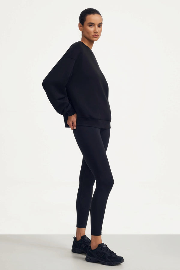 The Essential Crewneck - Onyx Black