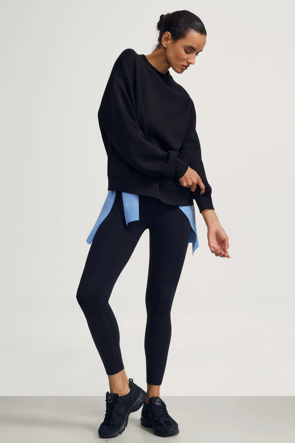 The Essential Crewneck - Onyx Black