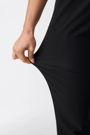 The Fairway Tailored Capri Pants - Onyx Black