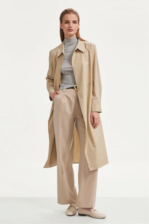 The Soft Pleated Wide-Leg Pant