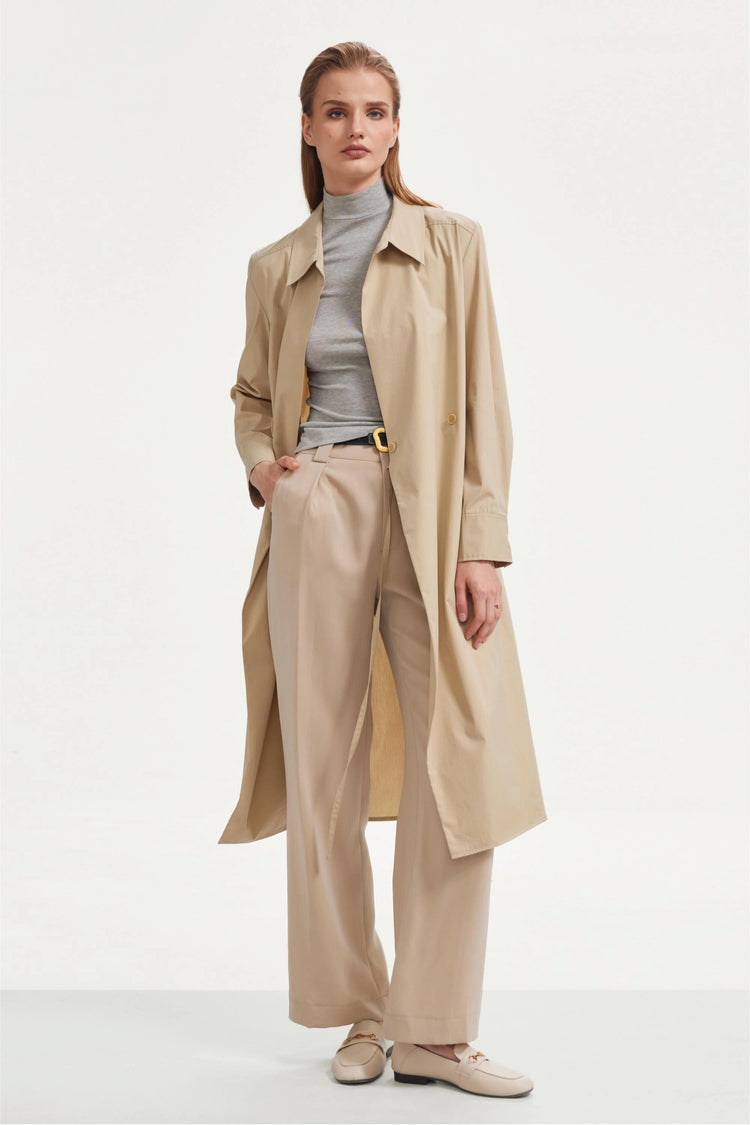 The Soft Pleated Wide-Leg Pant