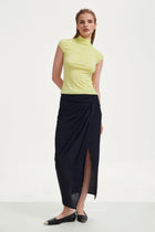 The Sculpting Mock-Neck Top - Soft Butter Yellow