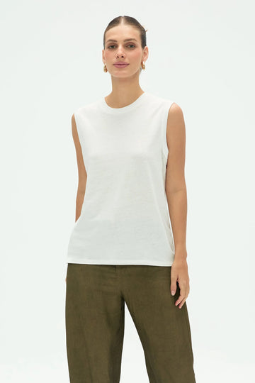Women’s white cotton linen tank with clean neckline and relaxed fit
