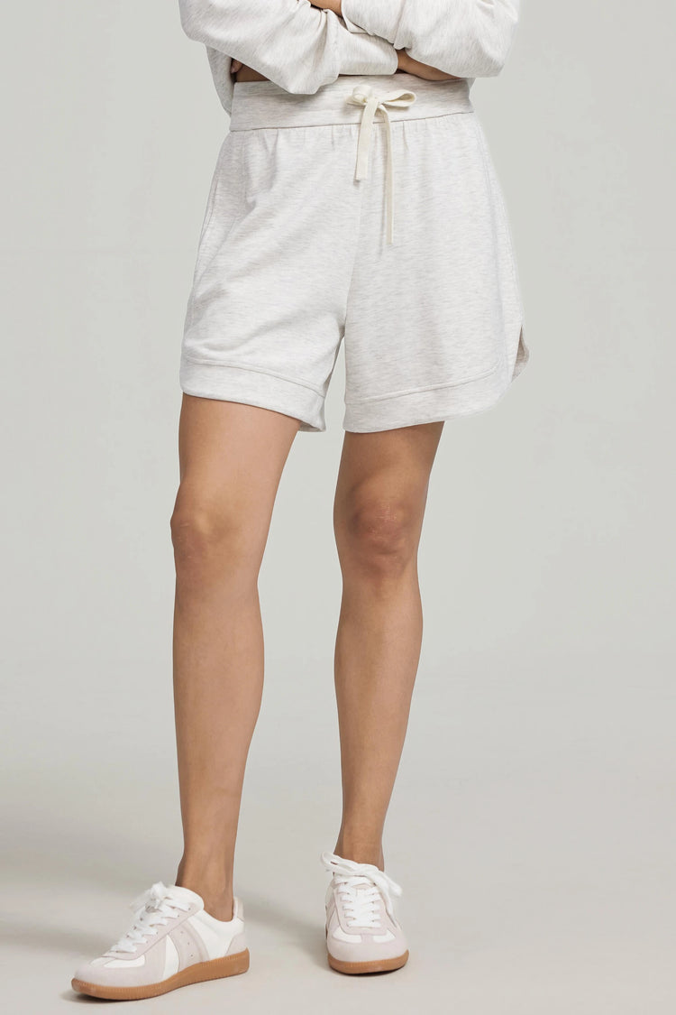 Everyday lounge shorts in Heather Mist with a high-rise elastic waist, front view