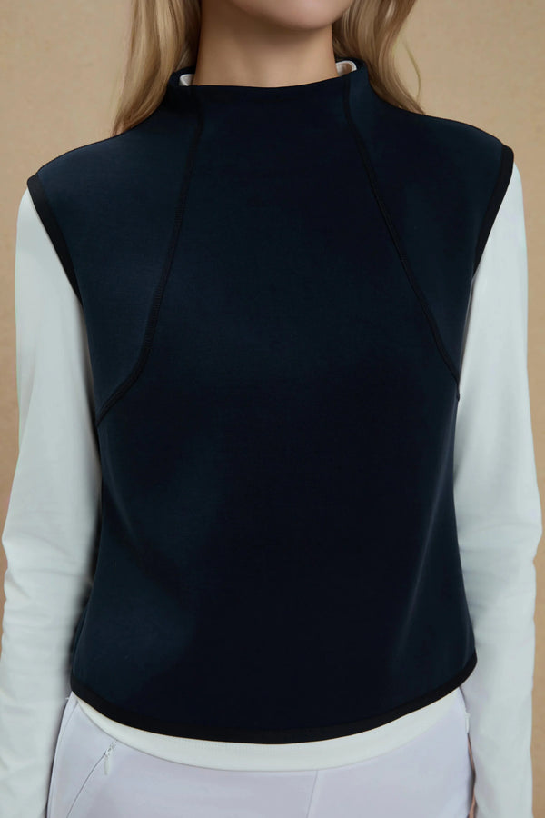 Close-up of the sculpted knit texture highlighting structure and mid-weight performance feel