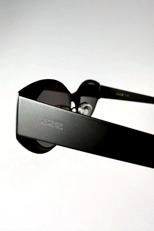 NYX - SHADOW BLACK - FAMILYWEAR